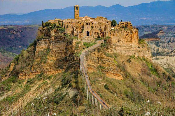 Umbria & Undiscovered Tuscany Walking Tour 2026